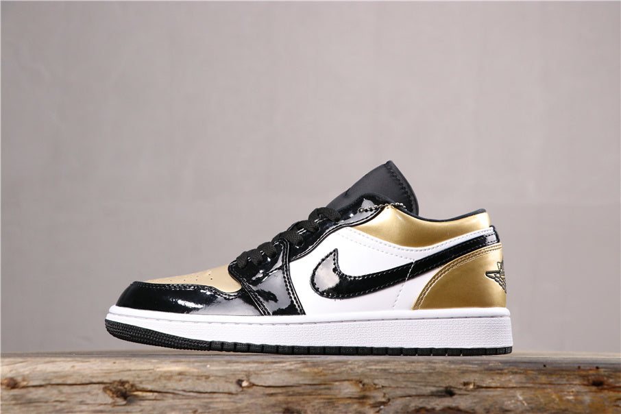 Jordan 1 Low Black Metallic Gold Sneakers CQ9447-700