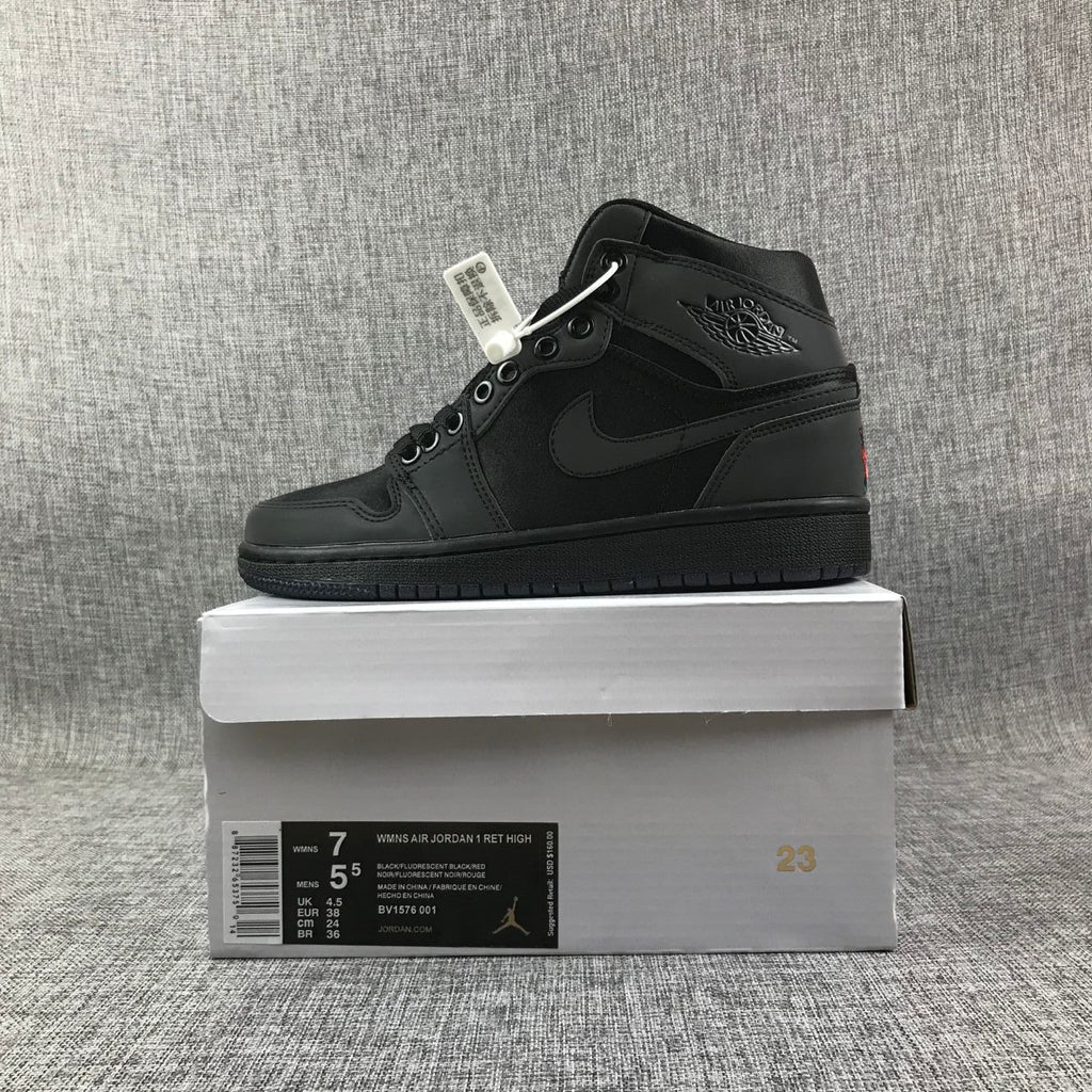 Air Jordan 1 Retro High Black Rose Sneakers