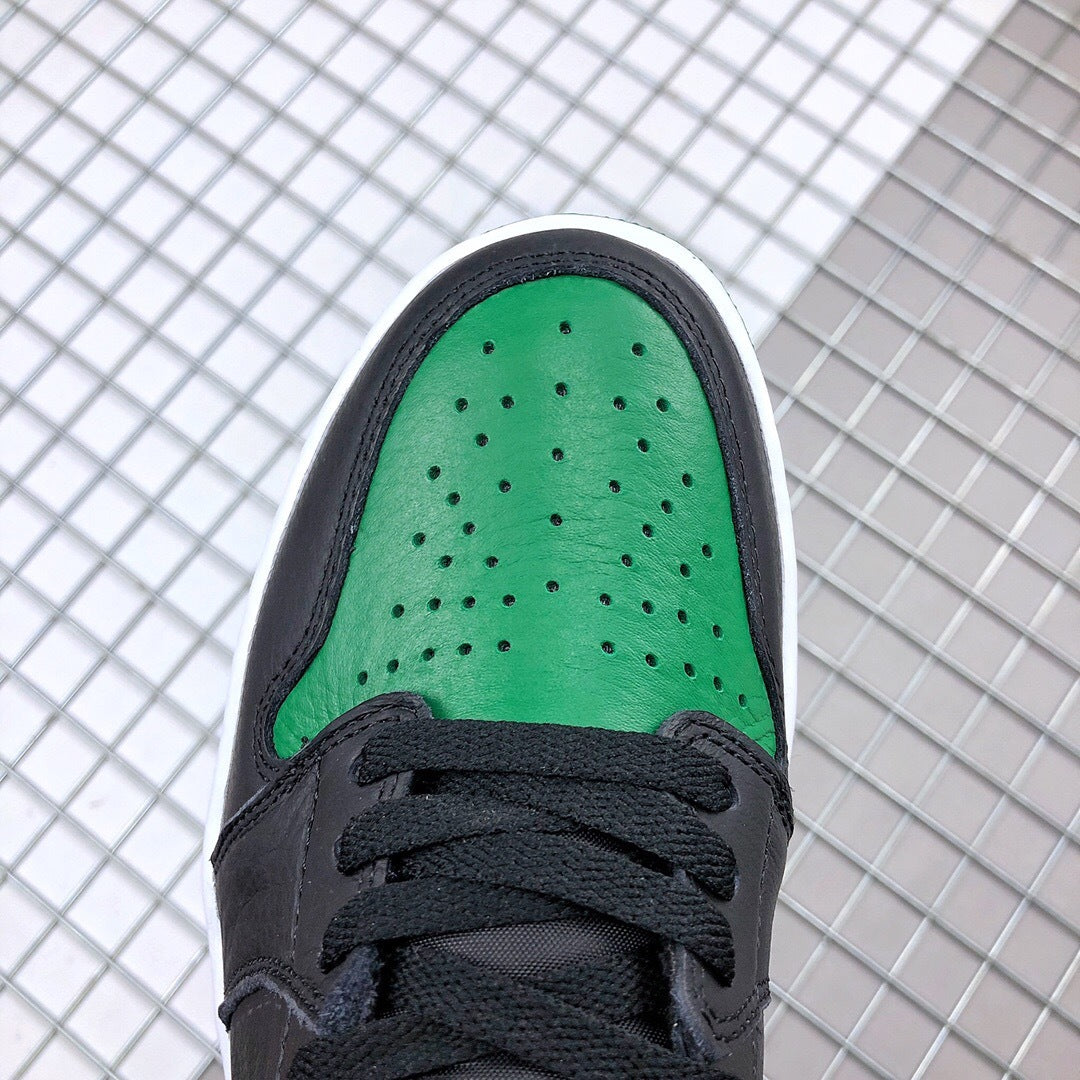 Air Jordan 1 High Pine Green Black Sneakers 555088-030