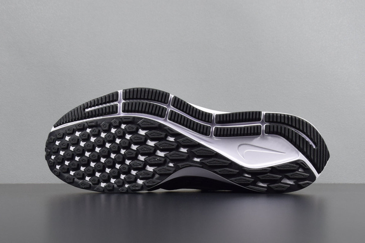 Nike Air Zoom Pegasus 35 Running Shoes Black White 942851-001