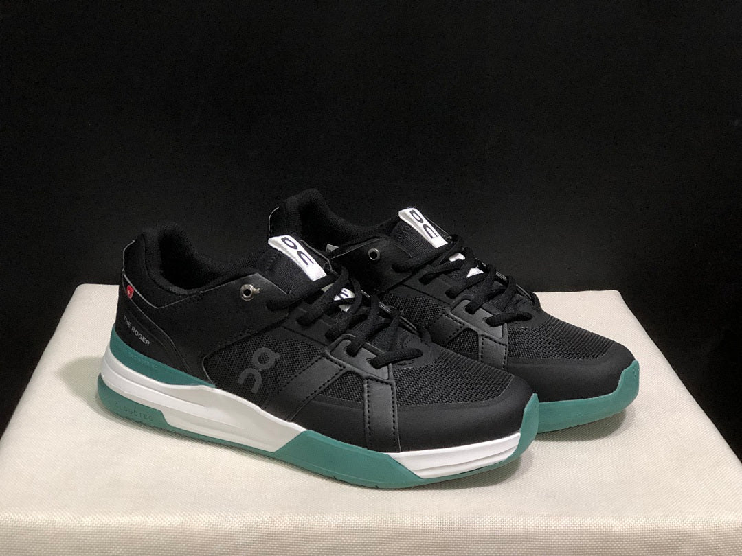 On The Roger Clubhouse Pro Black Green Sneakers