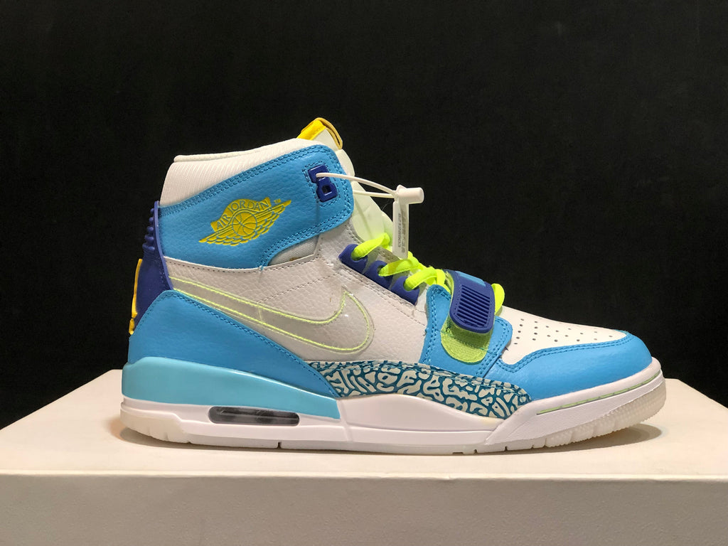 Air Jordan Legacy 312 Fly High-Top Sneakers, White and Blue