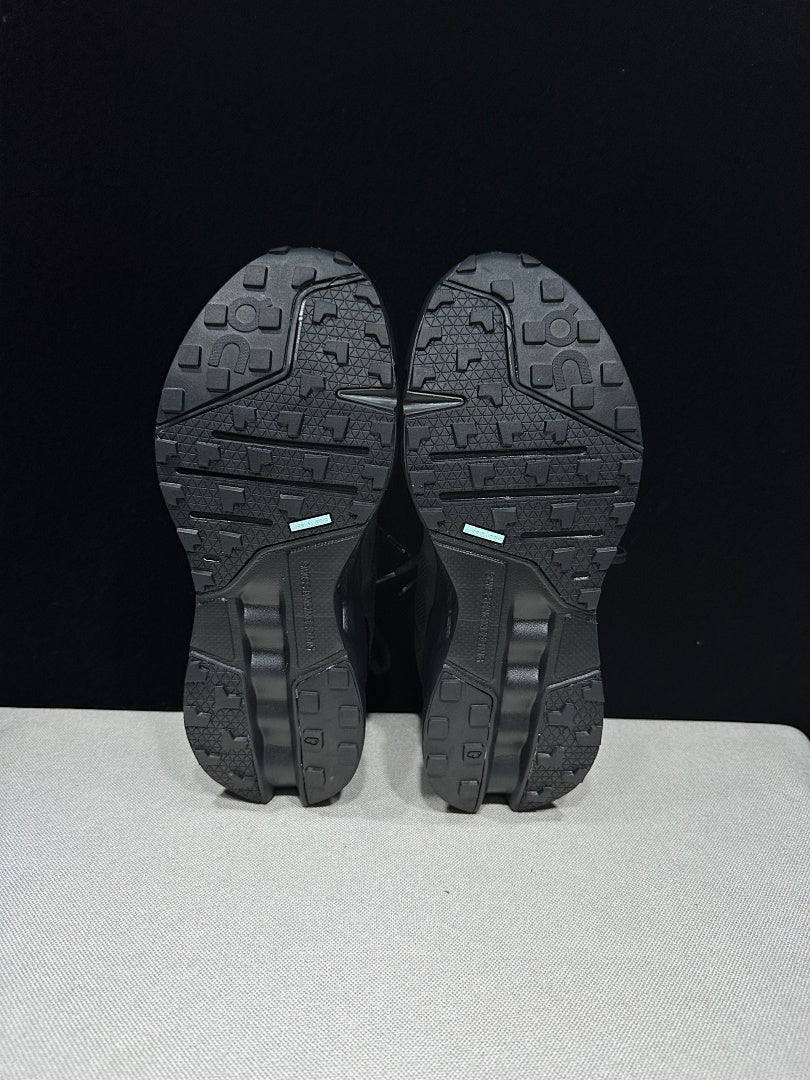 On Cloudsurfer Trail Black Trail Running Shoes