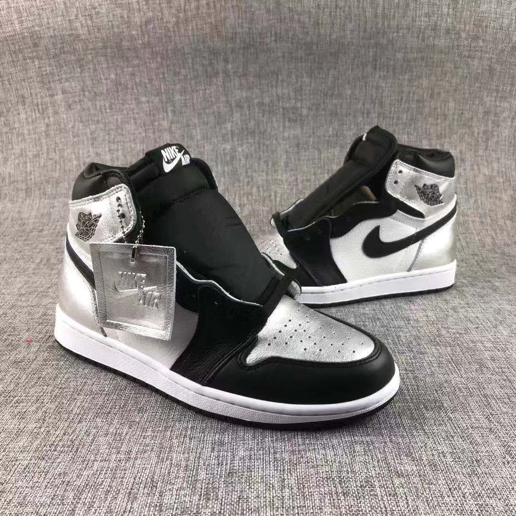 Jordan Air Jordan 1 Silver Toe High-Top Sneakers CD0461-001