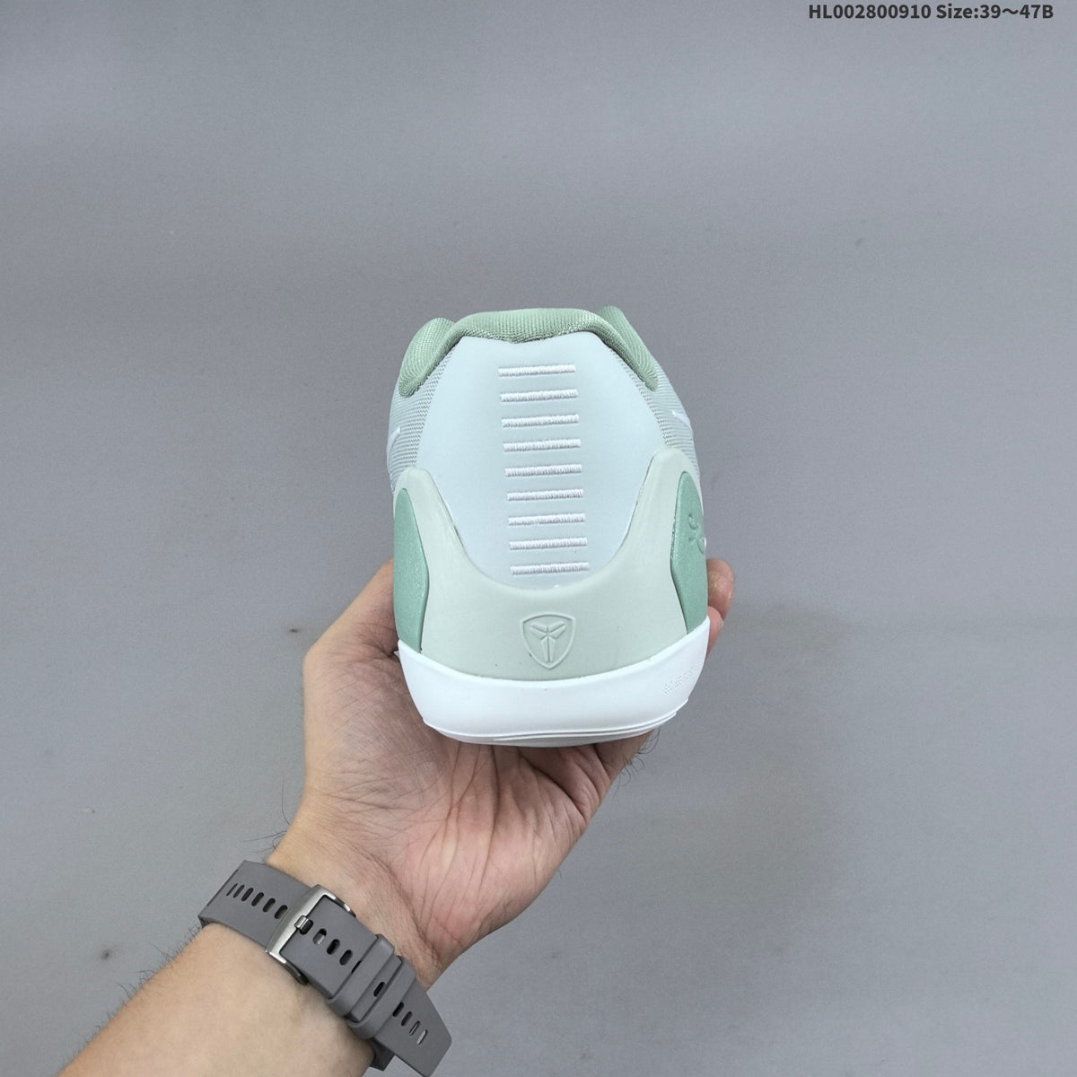 Nike Kobe 9 Elite Low EM “Steam” Basketball Shoes