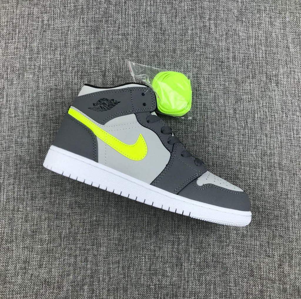 Air Jordan 1 Mid Grey Volt Sneakers 554724-072