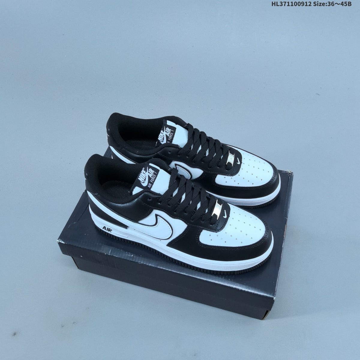 Nike Air Force 1 ’07 Low-Top Sneakers