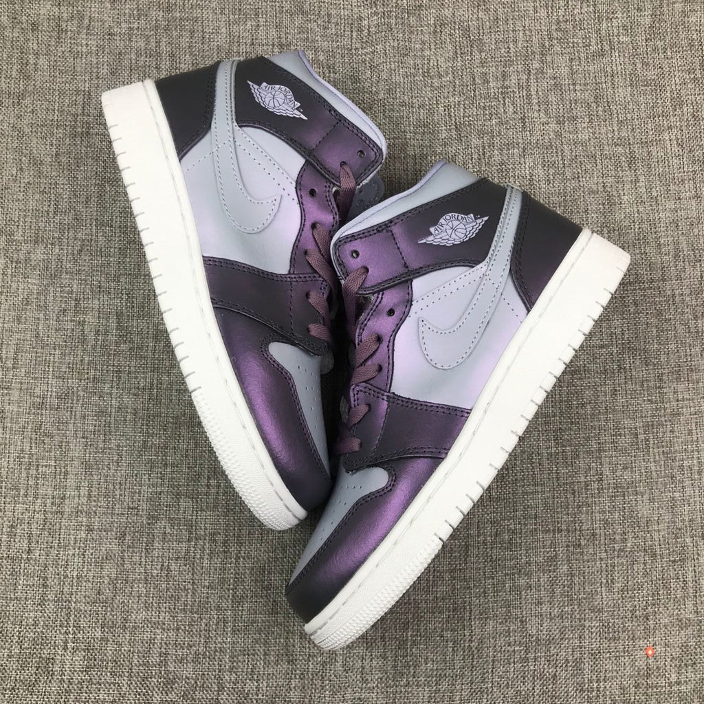Jordan 1 Mid Sneakers Purple AV5174-400