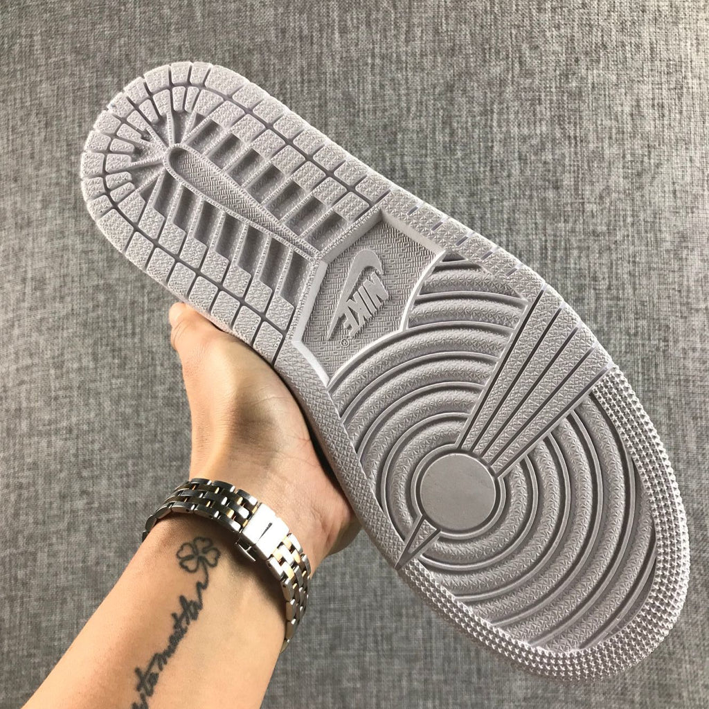 Air Jordan 1 Mid White Sneakers