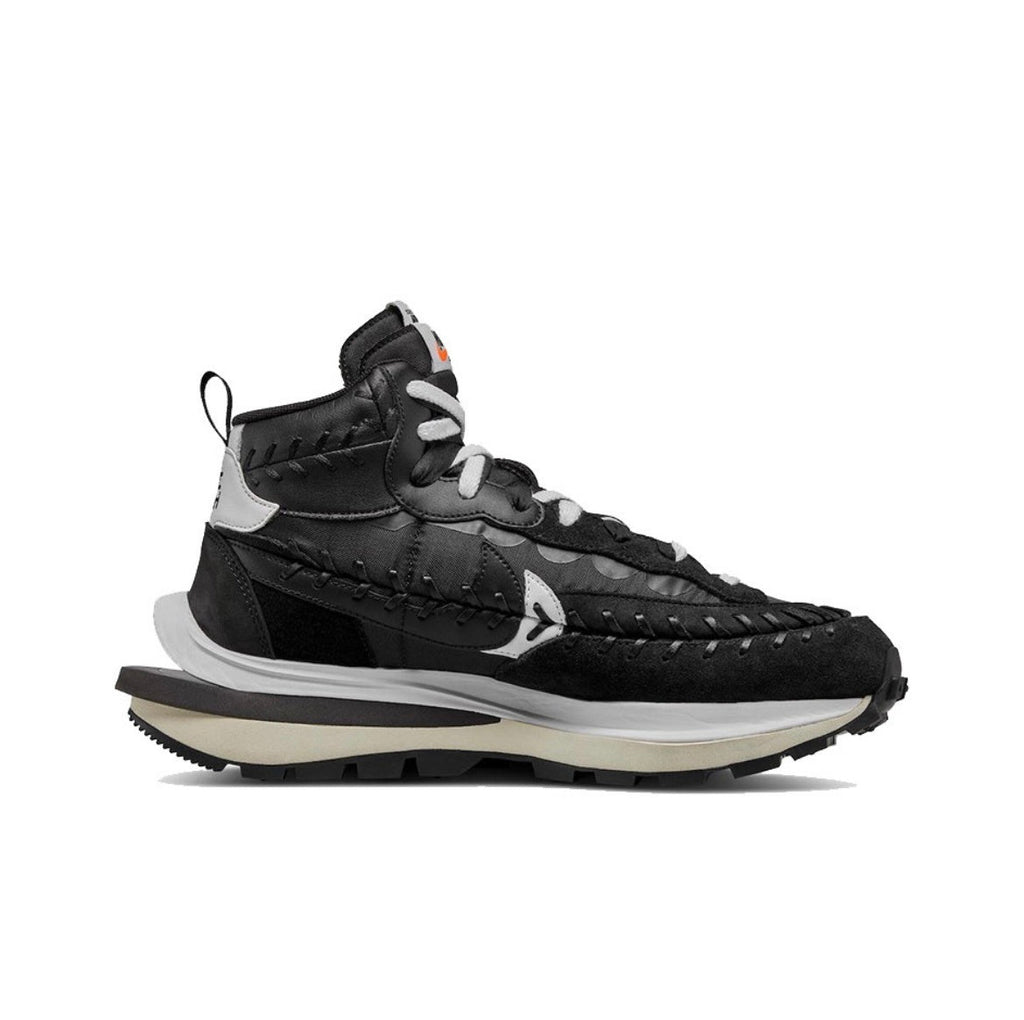Nike VaporWaffle DH9186-001 Black and White Sneakers
