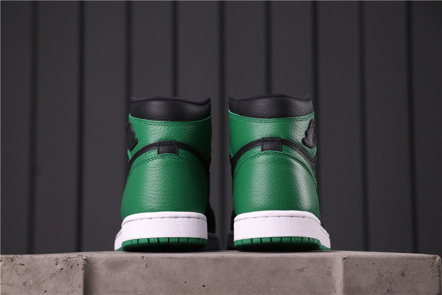 Air Jordan 1 High Pine Green Black Sneakers 555088-030