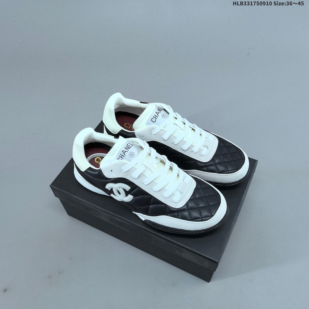 CHANEL P25 Low-Top Lace-Up Sneakers