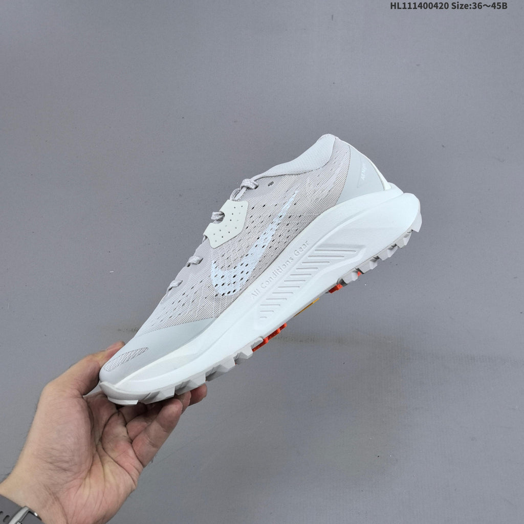 Nike ACG Zegama Trail Running Shoes HV8113-111