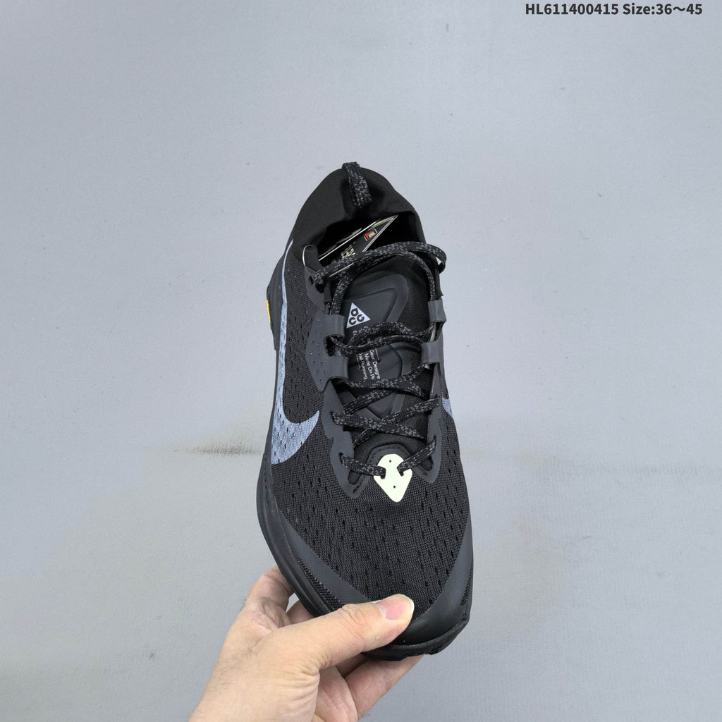 Nike ACG Zegama Trail Running Shoes Black Gray