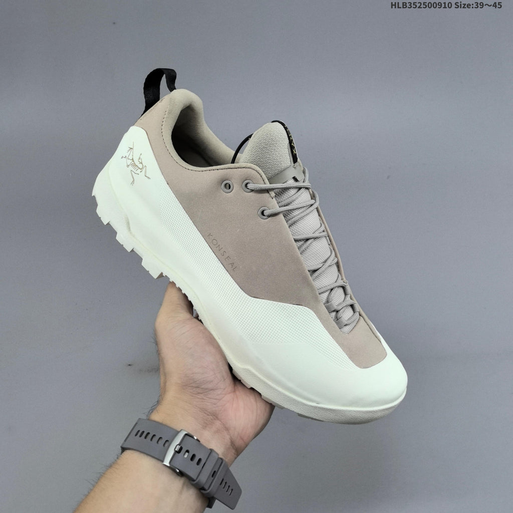 Arc'teryx Vertex Alpine M Low-Top Hiking Shoes