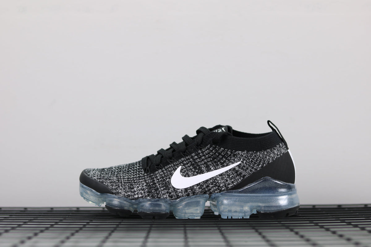 Nike Air VaporMax Flyknit 3 AJ6900-001 Black Sneakers