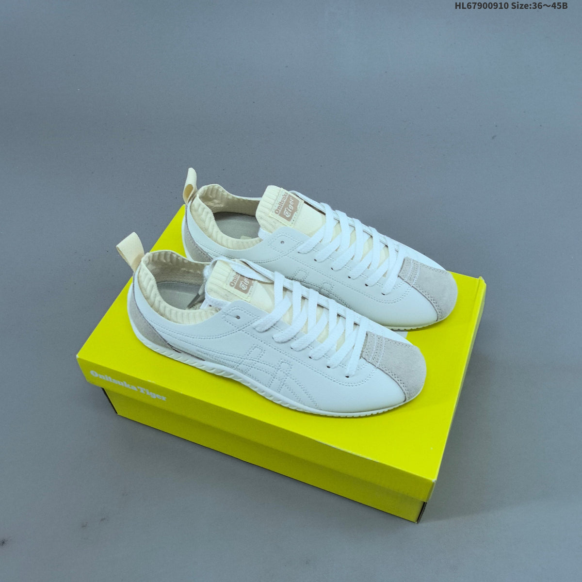 Onitsuka Tiger SCLAW Low-Top Sneakers 1183B969-101