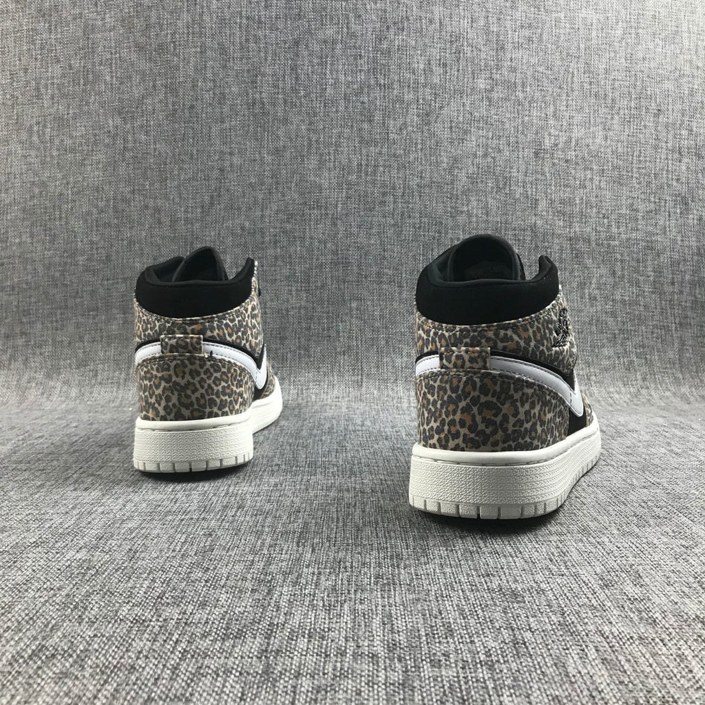Air Jordan 1 Mid SE GS Leopard Print Sneakers BQ6931-021