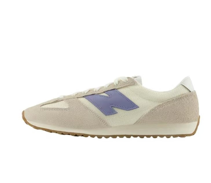 New Balance U471AA Low-Top Sneakers in Cream and Blue