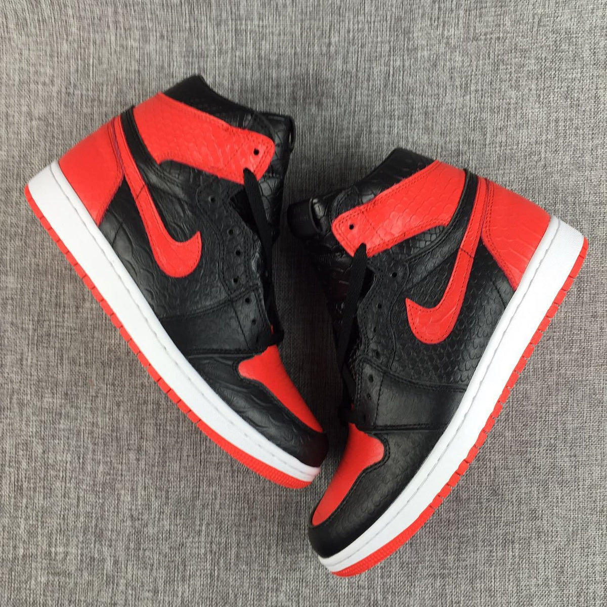 Air Jordan 1 High Black Red Scale-Textured Sneakers