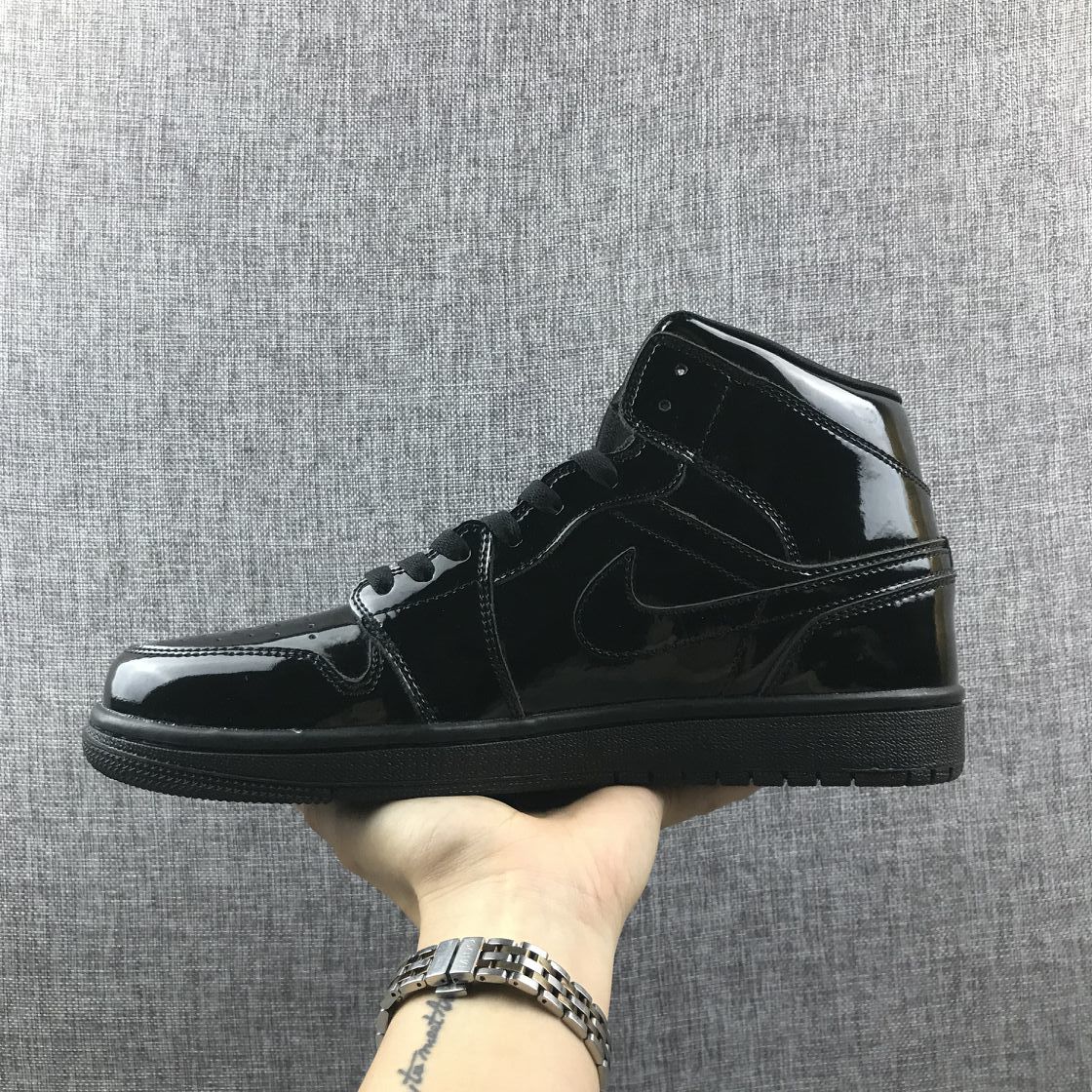 Air Jordan 1 Mid Black Patent Sneakers BQ6472-002