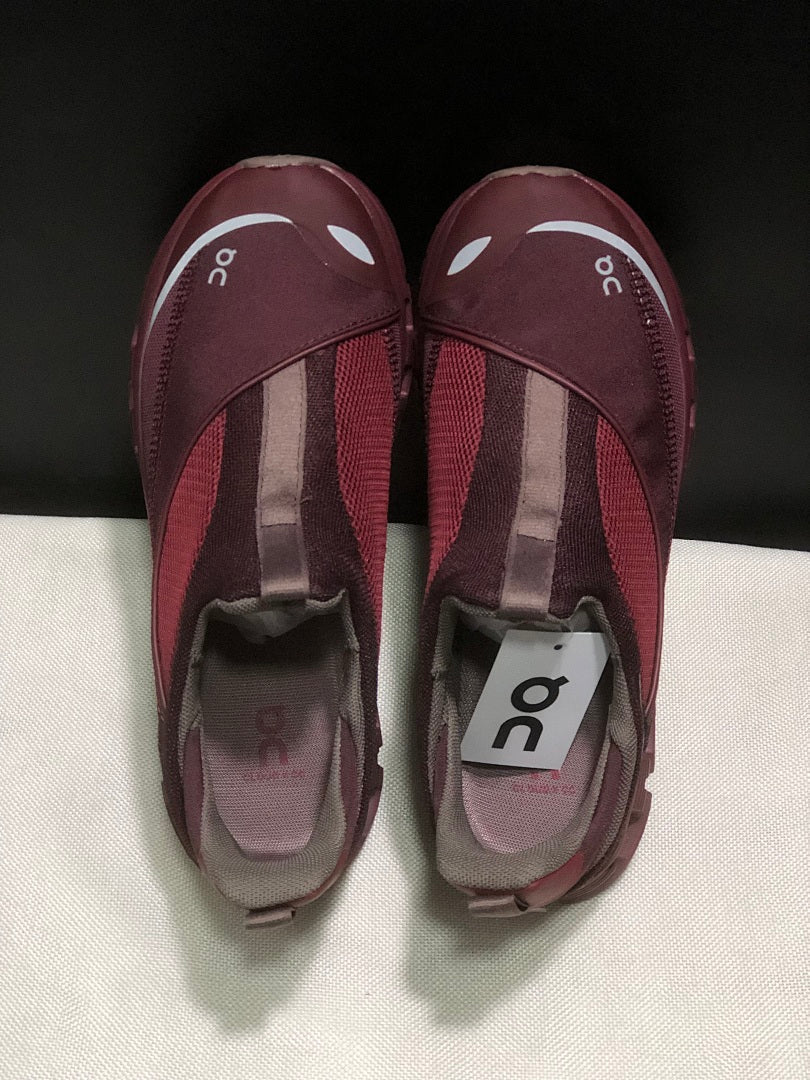 On Cloud X 4 Coast Slip-On Sneakers Burgundy Red