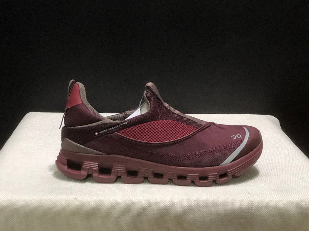 On Cloud X 4 Coast Slip-On Sneakers Burgundy Red