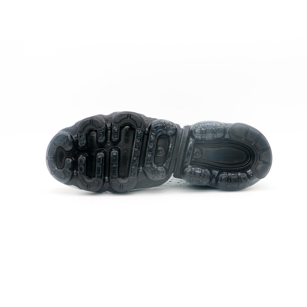 Nike Air VaporMax Flyknit Oreo Black White Sneakers