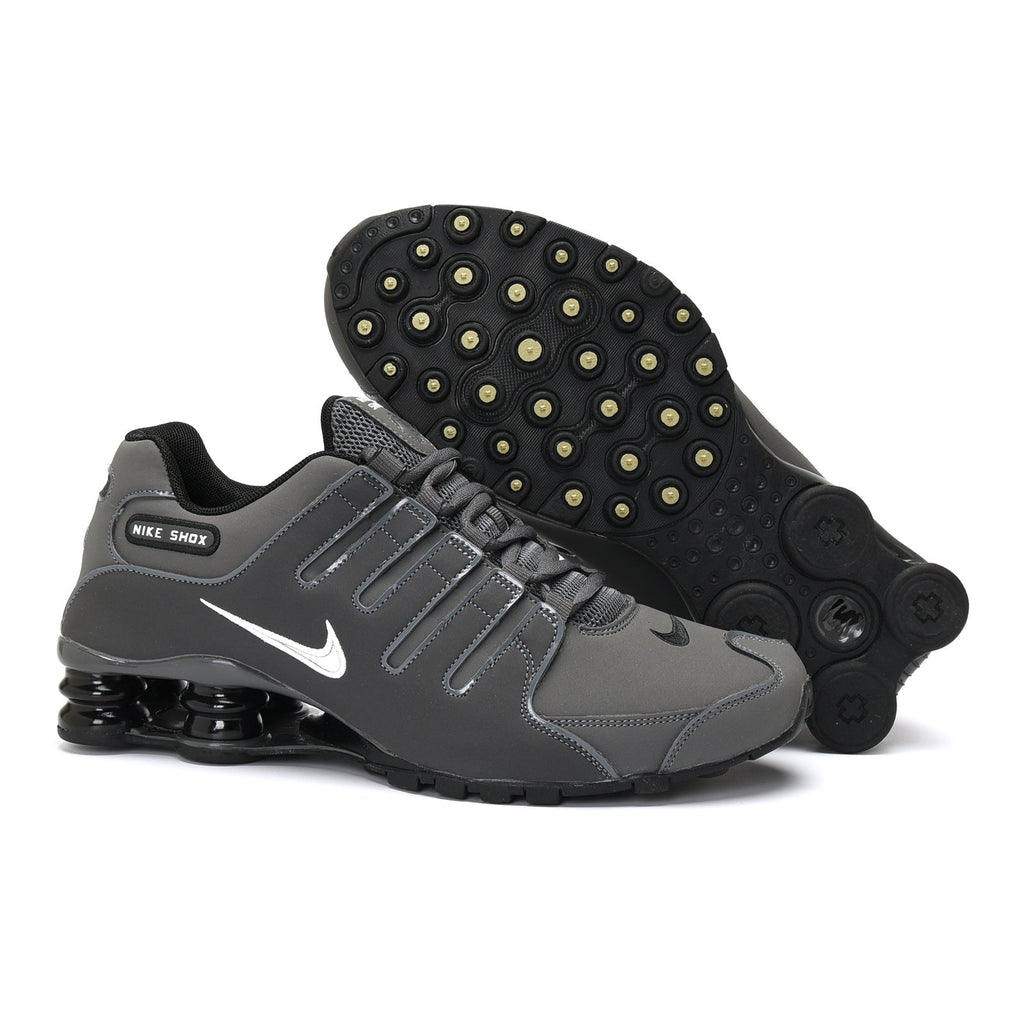 Nike Shox NZ Sneakers
