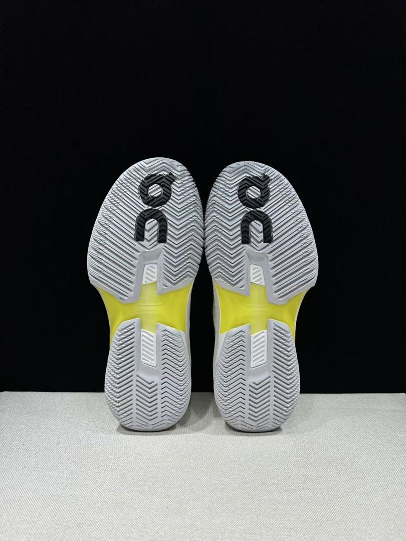 On The Roger Pro Fire Clay Tennis Shoes, Yellow