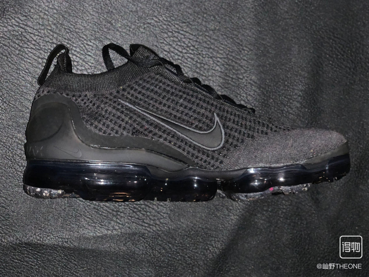 Nike Air VaporMax Flyknit 2021 Triple Black Sneakers DH4084-001