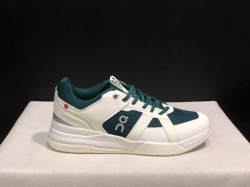 On The Roger Clubhouse Pro Sneakers White Dark Green