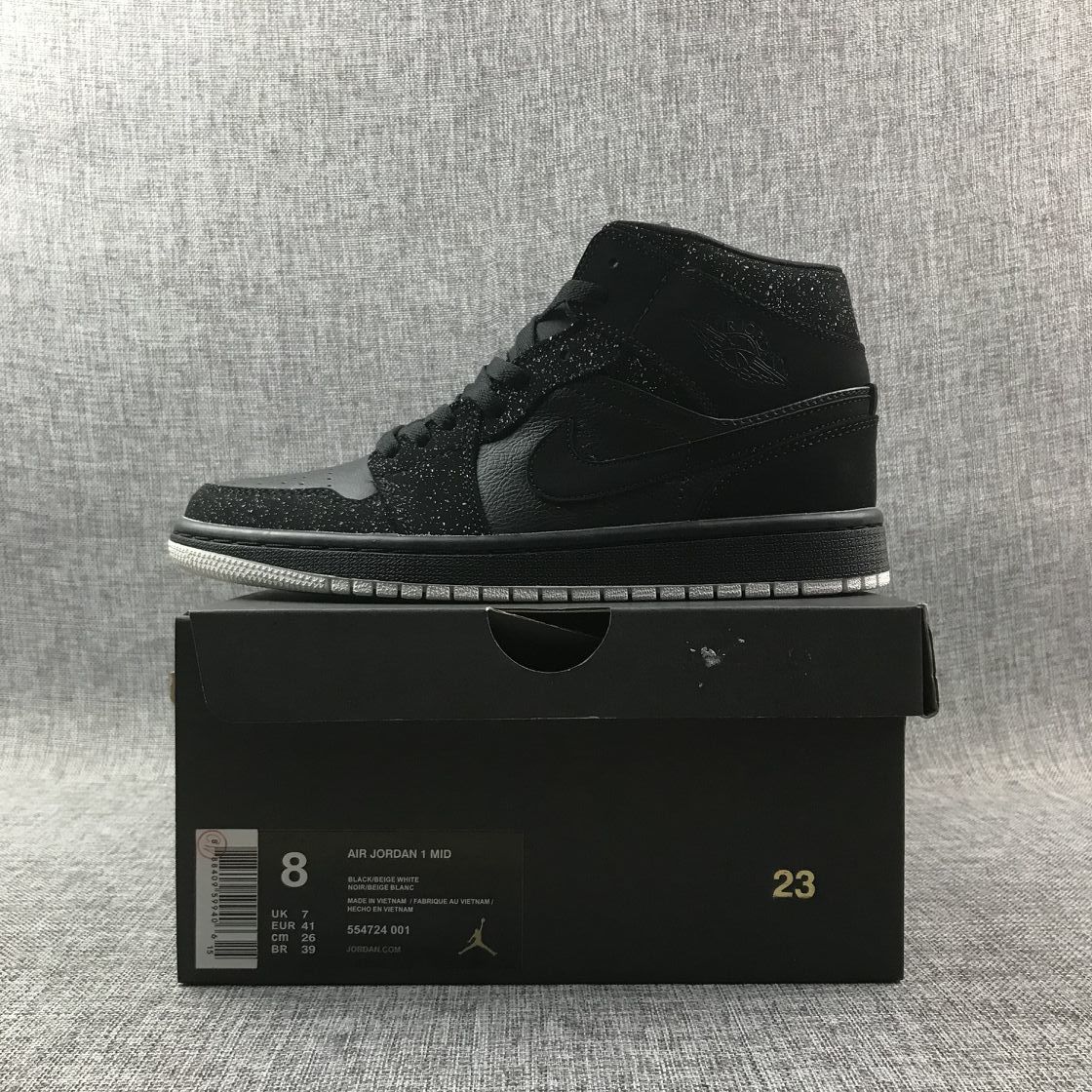 Jordan Air Jordan 1 Mid Black and White Sneakers 554724-001