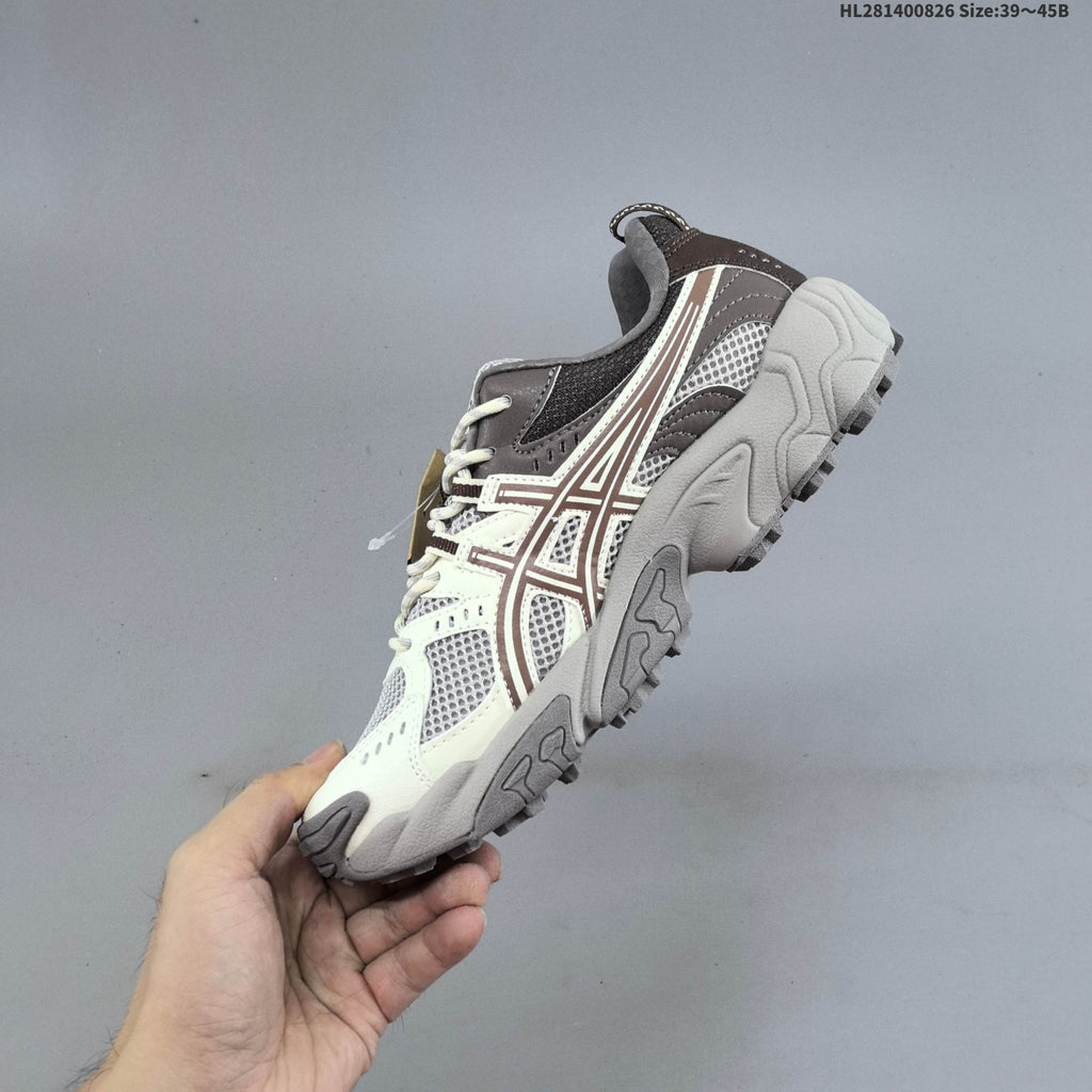 ASICS GEL-NANDI NR Sneakers in Cream, Gray and Brown