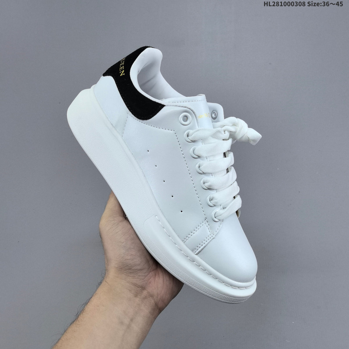 Alexander McQueen Oversized Low-Top Sneakers, White and Black HL281000308