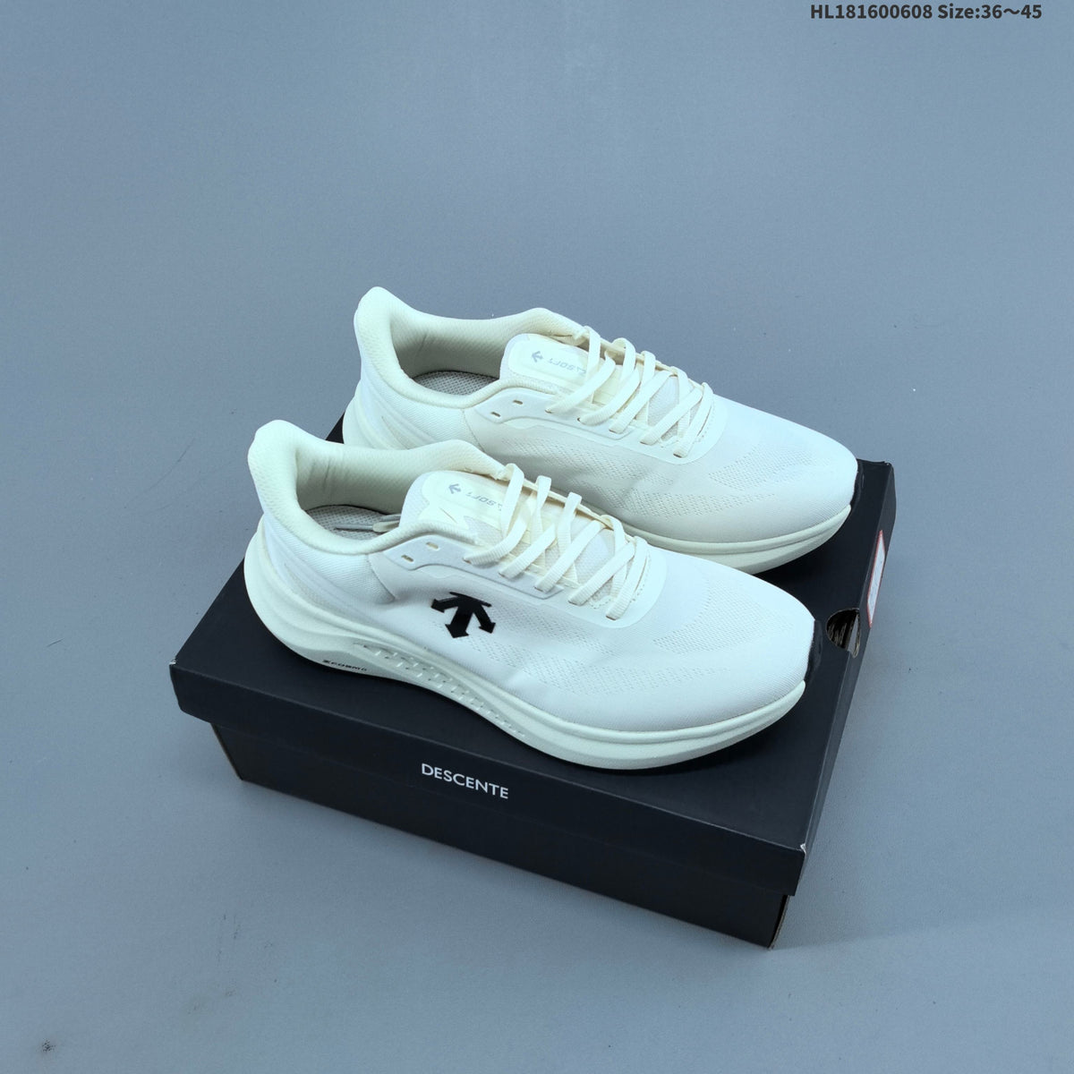 DESCENTE RUN STEP Low-Top Running Shoes in White