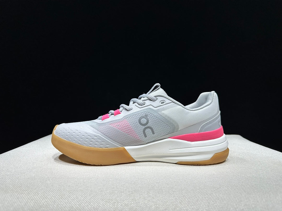 On THE ROGER Advantage Pro Sneakers Light Grey Orange