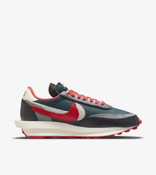 Nike x sacai LDV Waffle Sneakers DJ4877-300