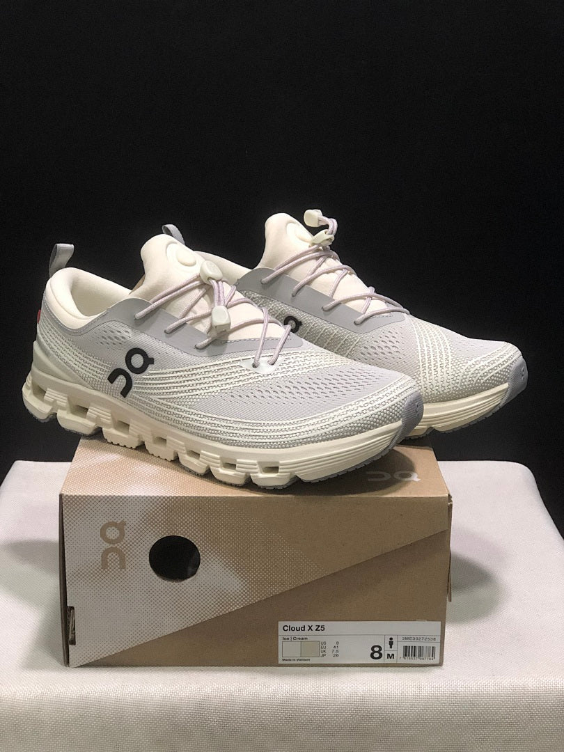 On Cloud X Z5 Sneakers in Ice Cream