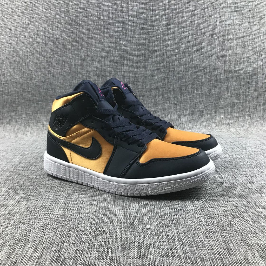 Air Jordan 1 Mid SE Black and Gold Sneakers 852542-401