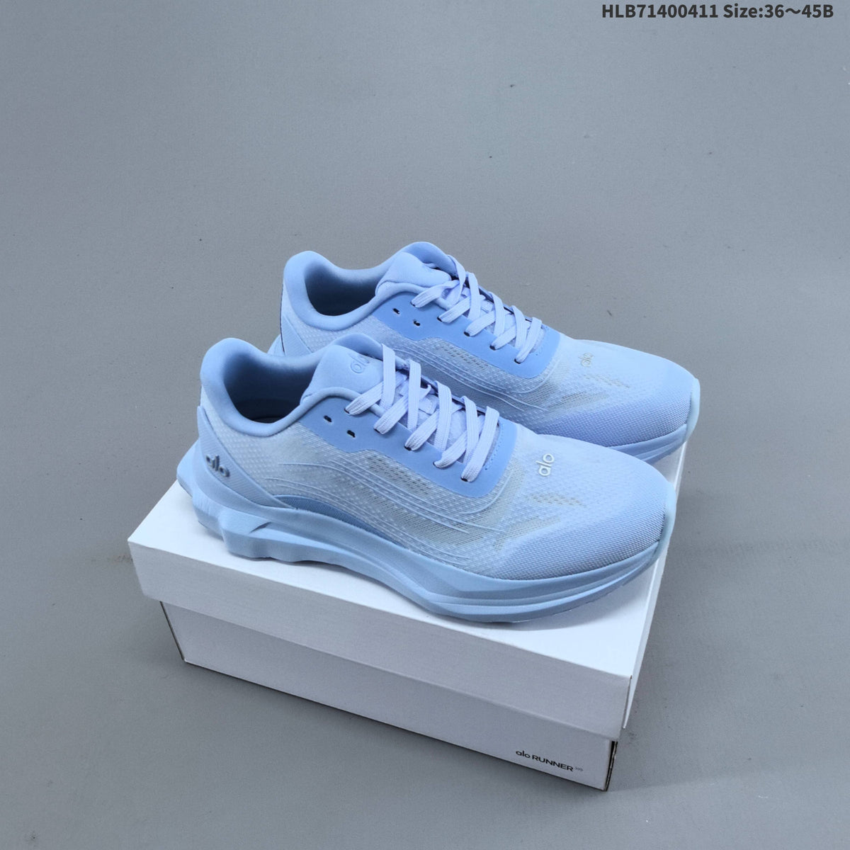 Alo Runner Low-Top Running Sneakers