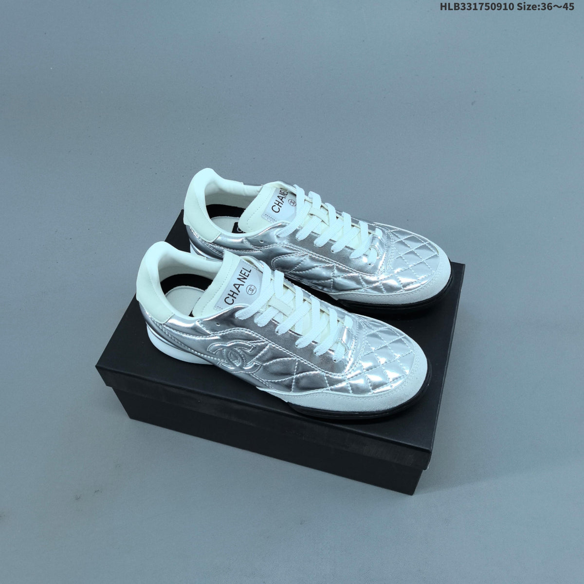 CHANEL P25 Low-Top Lace-Up Sneakers