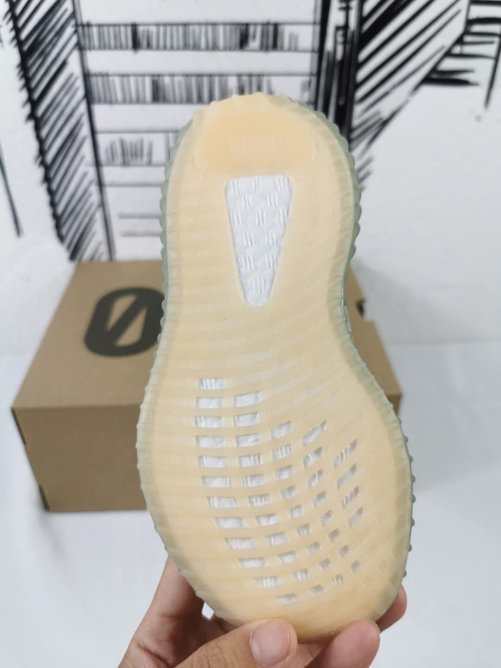 Yeezy 350 V2 Kids Sneakers in Grey and Orange