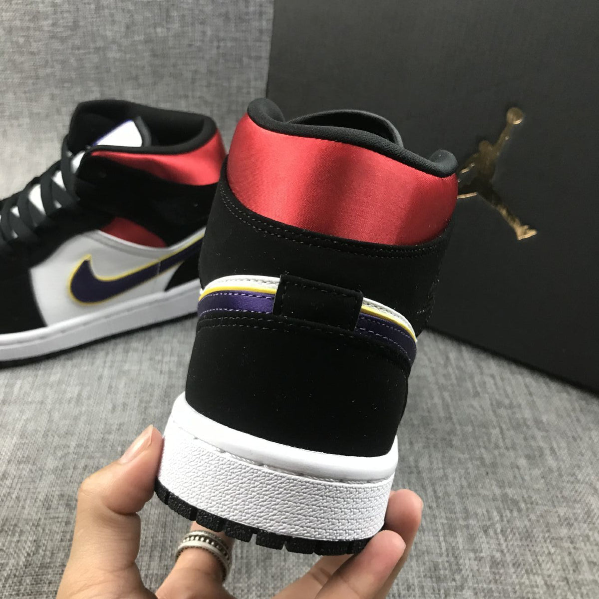 Air Jordan 1 Mid SE Black Purple Yellow Sneakers 852542-005