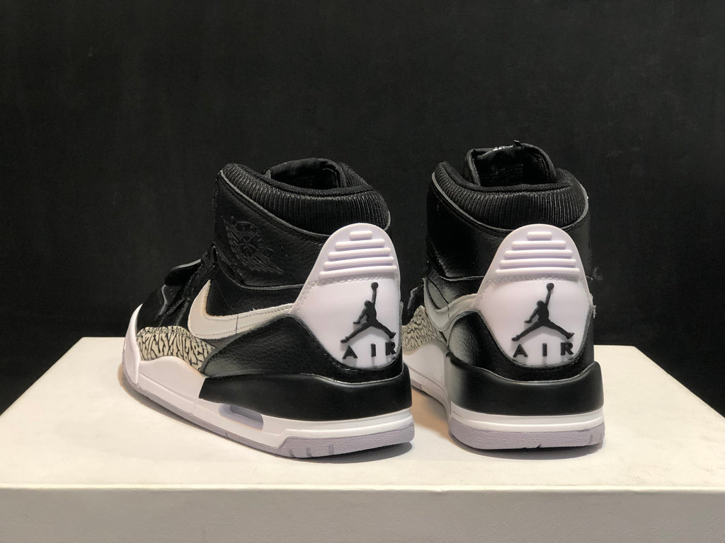Jordan Air Jordan Legacy 312 Black/White Sneakers AV3922-001