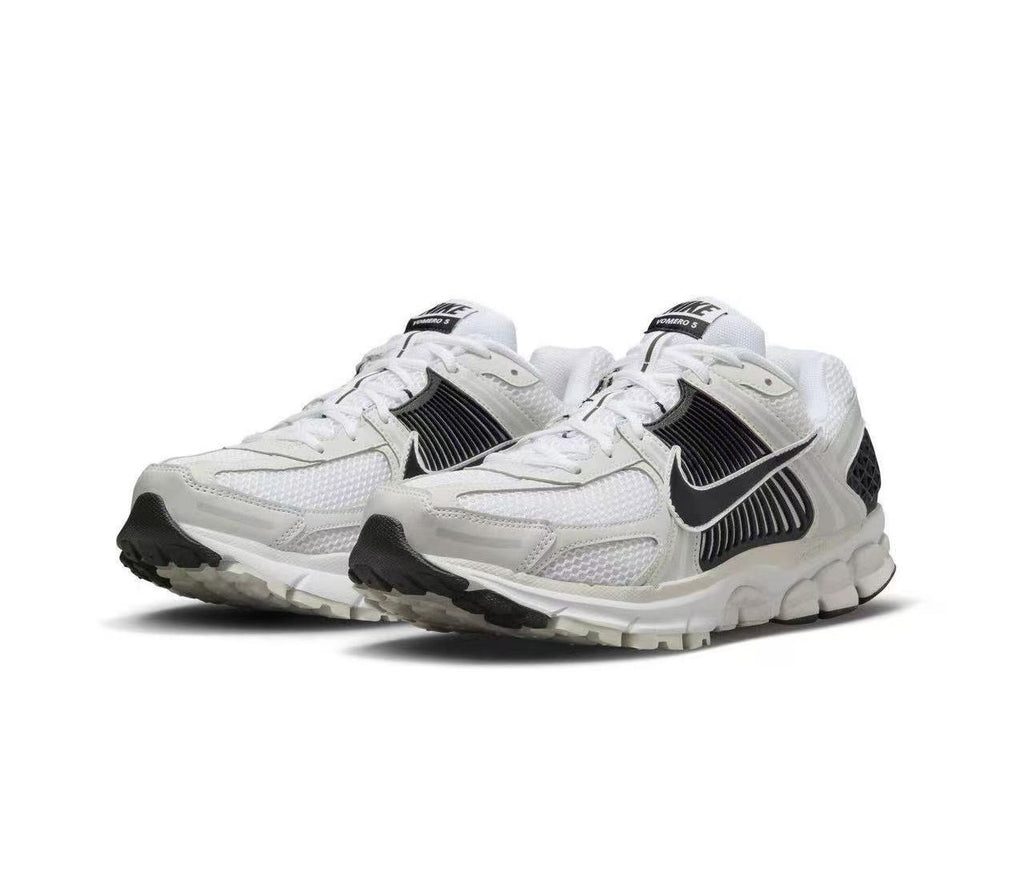 Nike Zoom Vomero 5 White and Black Sneakers