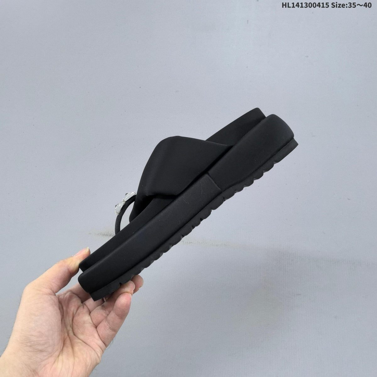 GG-CC Black Embellished Platform Thong Sandals