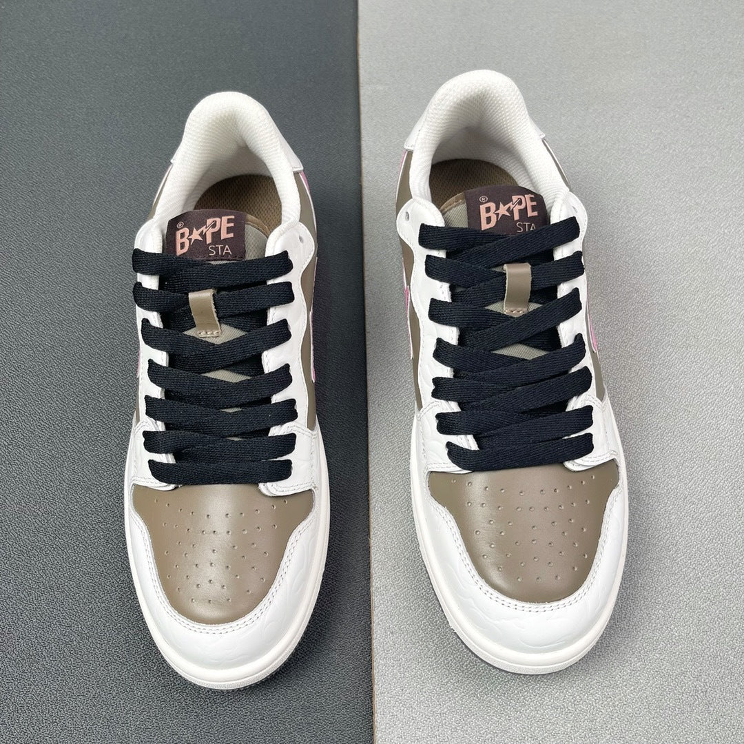 BAPE Sk8 Sta Low-Top Sneakers in White, Taupe and Pink