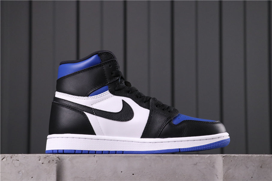 Air Jordan 1 High OG Court Purple Sneakers 555088-041