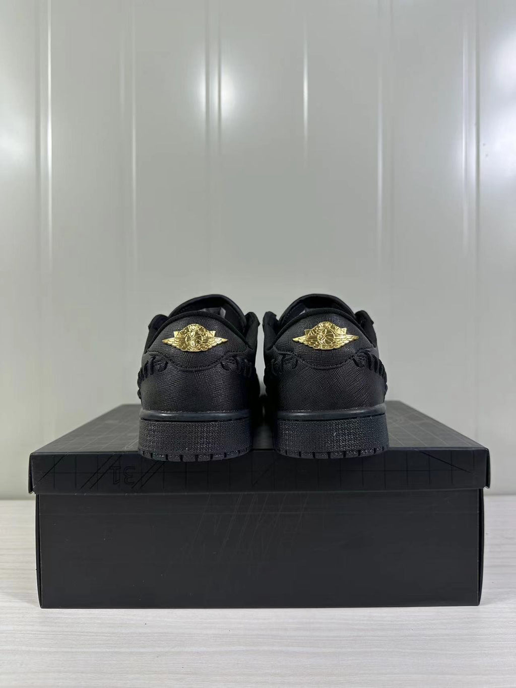 Jordan Air Jordan 1 Low Sneakers Black/Gold FN5032-007